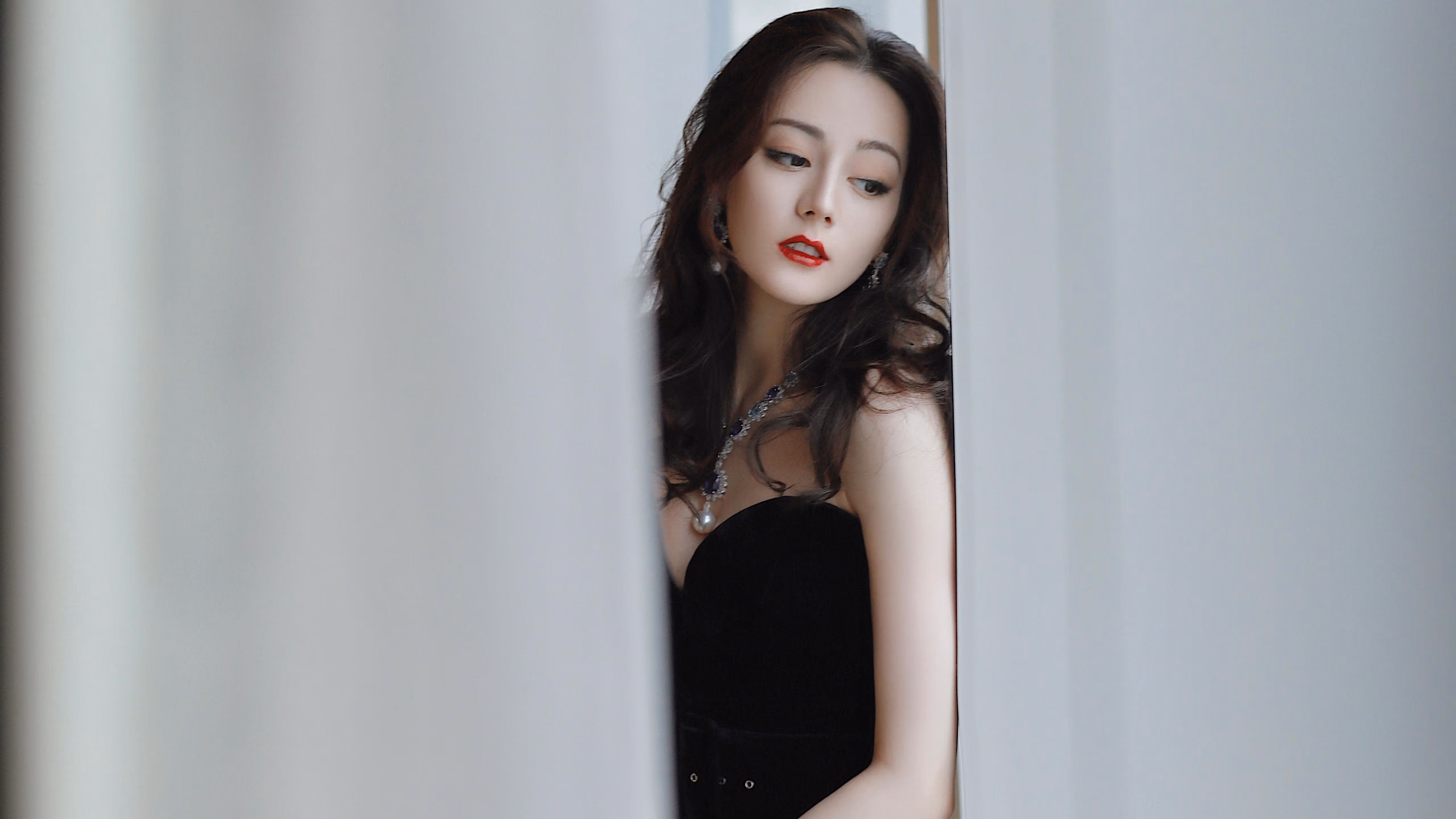 中超联赛中国队爆冷 球迷呼吁引进高水平外教，中超球迷开放